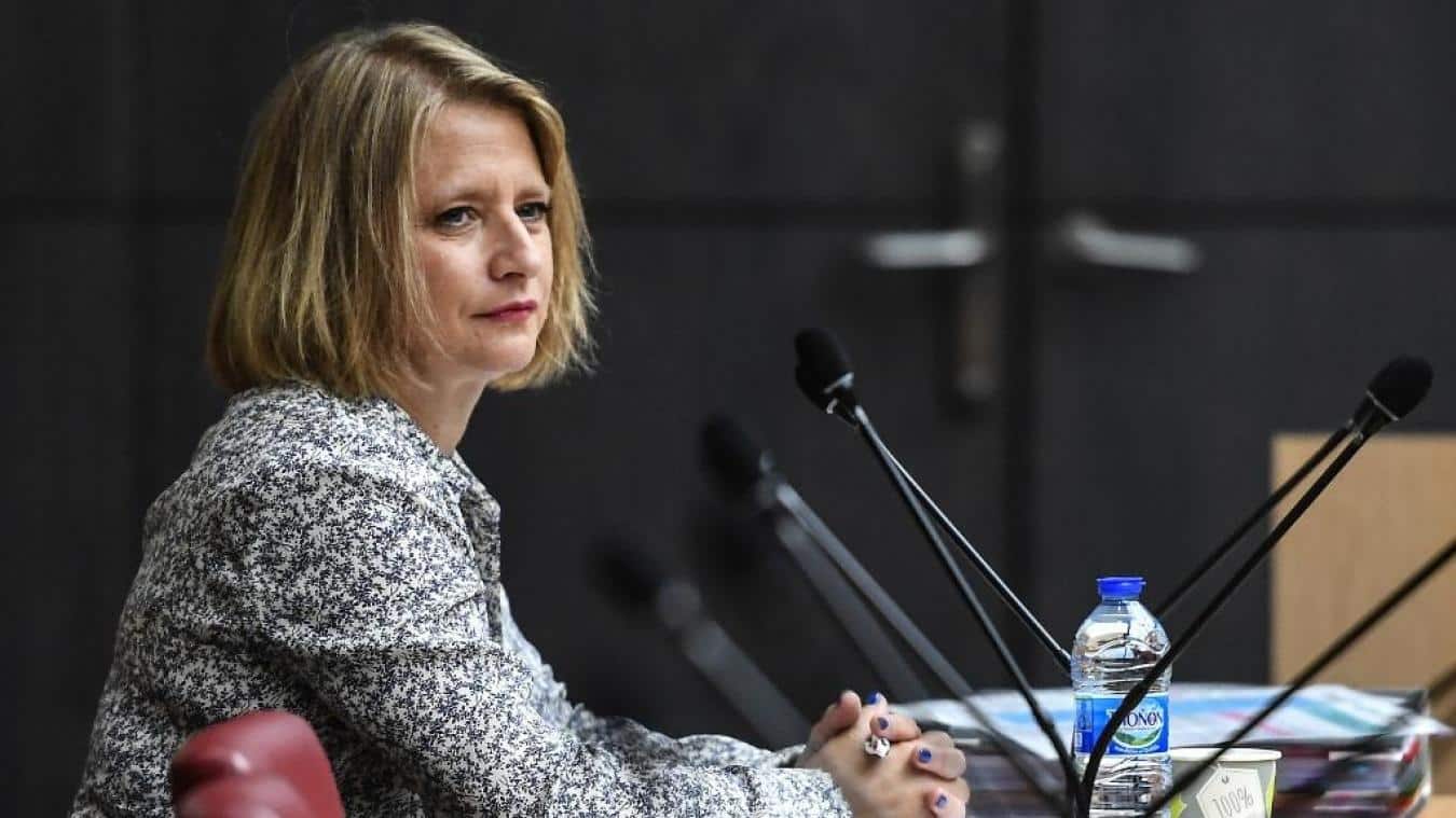 France: quand Karine Lacombe explique aux députés la  différence entre relation d&rsquo;intérêt et conflit d&rsquo;intérêt