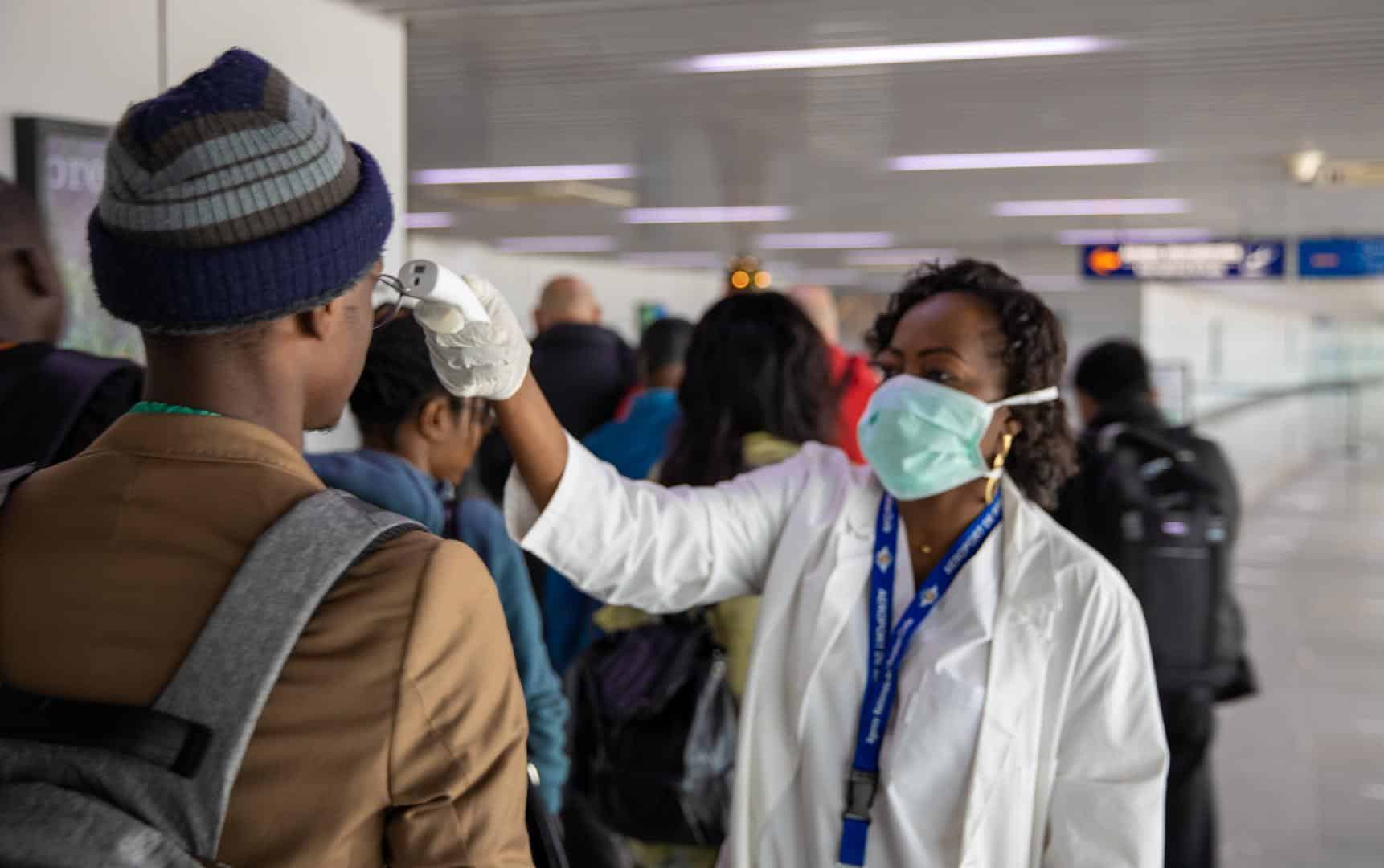 Covid-19: le masque réduit les risques de contamination de 85%