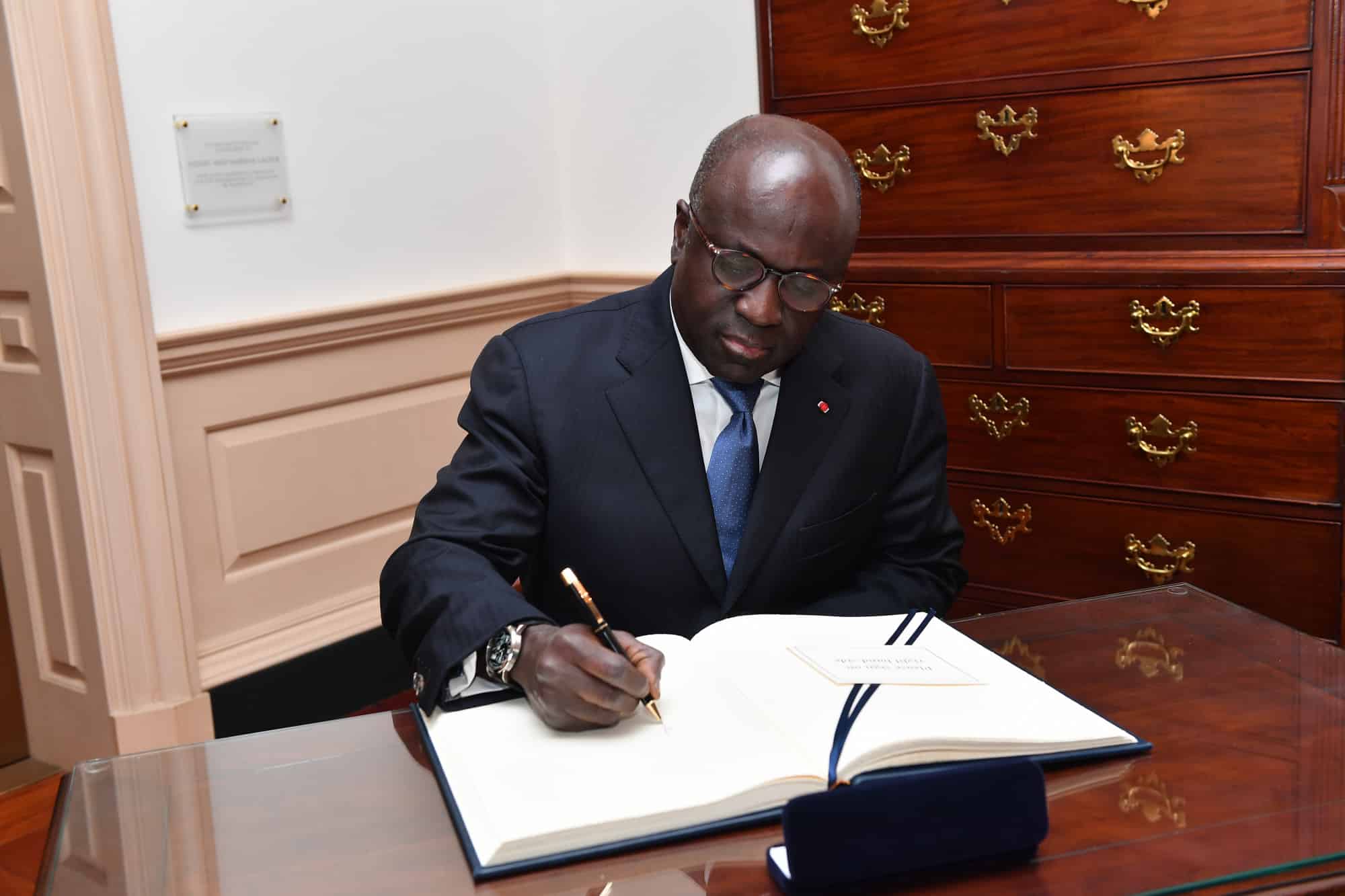 Côte d&rsquo;Ivoire: Marcel Amon Tanoh officialise sa candidature et se pose en rassembleur