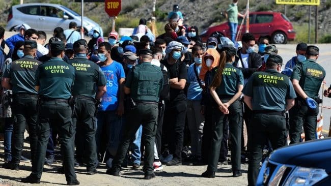 Covid-19: les  30 000 citoyens marocains bloqués à l&rsquo;étranger doivent montrer patte blanche
