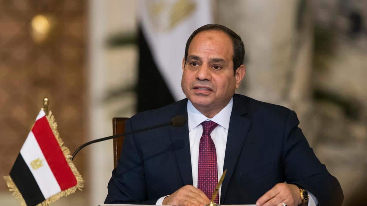Le Président Abdel Fattah al-SISI accepte le Trophée Babacar NDIAYE