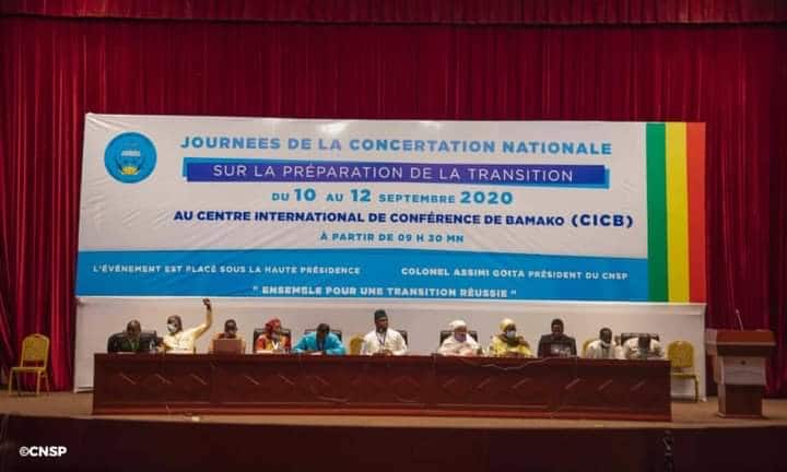 Mali : vives tensions lors du débat sur la charte de la transition