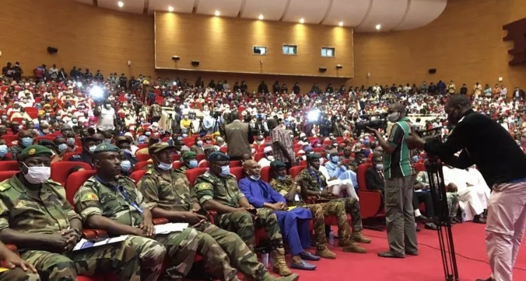 Mali: militaires et civils s’accordent sur les termes de référence du dialogue national