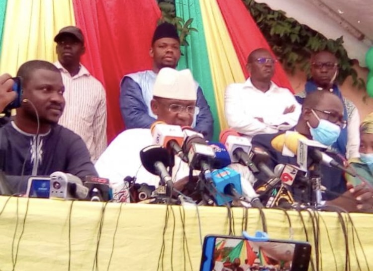 Mali: une partie du  M5 n&rsquo;adhère pas à la charte de la transition