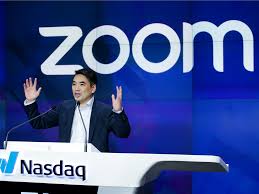 Covid-19: en hausse de 460% depuis janvier, la petite Zoom  surclasse IBM