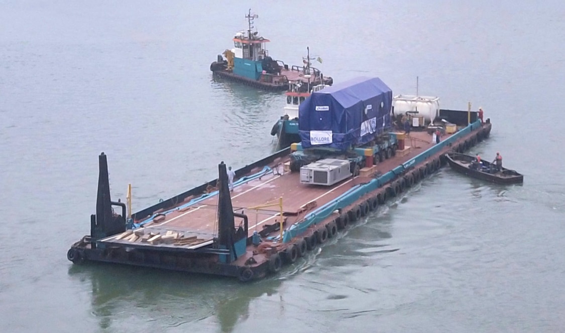 Centrale thermique d’Azito : quand Bolloré transporte le colis le plus lourd en Côte d’Ivoire