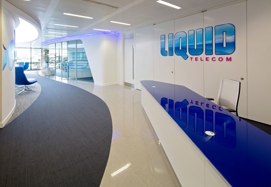 Fitch confirme le « B+ » de Liquid Telecom, les perspectives passent à négatives