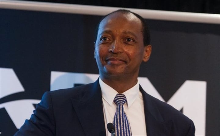 Le milliardaire sud-africain Patrice Motsepe candidat à la présidence de la CAF