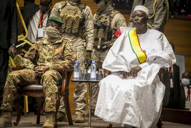 Mali : la junte déclenche une chasse aux sorcières à Bamako (le film)