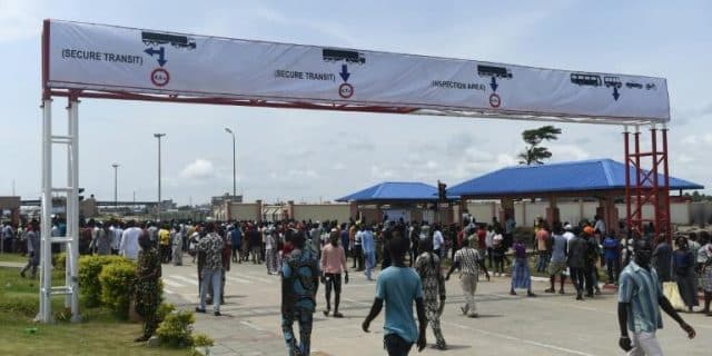 Le Nigéria rouvre quatre de ses postes-frontières terrestres