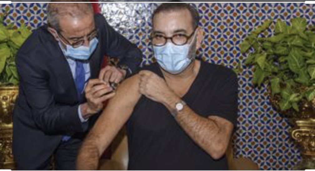 Covid-19 : Mohammed VI se vaccine et lance la troisième campagne en Afrique