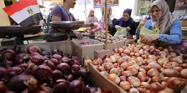 Égypte : l&rsquo;inflation annuelle ralentit à 12,2 % en juin, portée par l&rsquo;accalmie des prix alimentaires