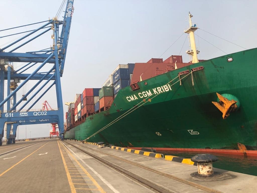 Cameroun : Kribi conteneurs terminal accueille le navire porte-conteneurs CMA CGM Kribi