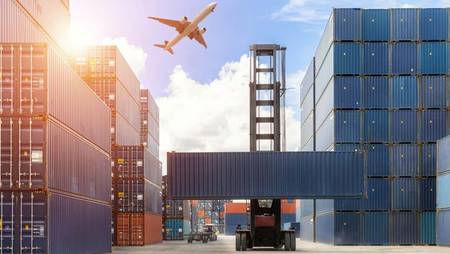 OVRSEA, la pépite logistique, rejoint le Groupe Bolloré