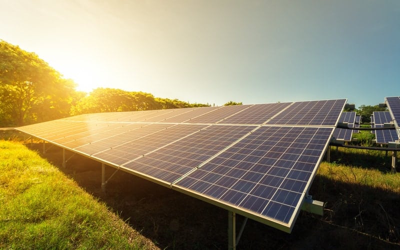 Mali: 110,7 millions USD pour une centrale photovoltaïque de 50 mégawatts-crêtes