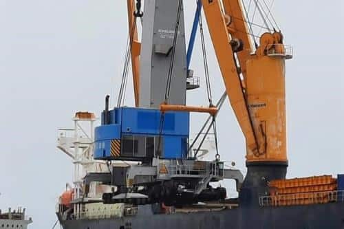 Une nouvelle grue mobile pour le Port de Kribi