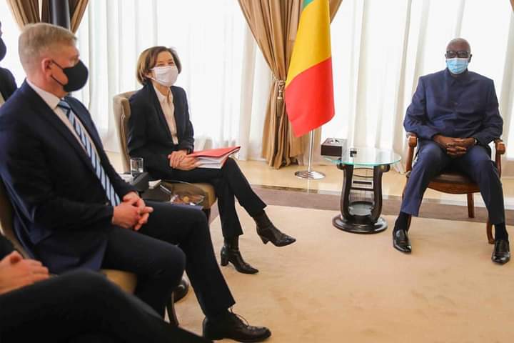 Florence Parly à Bamako après la publication d&rsquo;un rapport accablant de la Minusma