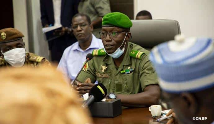Mali: polémique autour d’un projet de loi portant avantages et régime de pension spécial aux anciens présidents du parlement