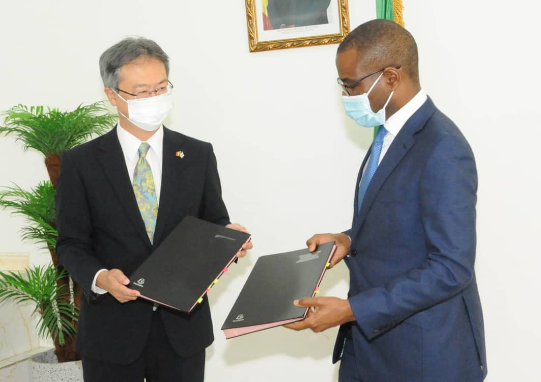 Sénégal : le Japon appuie le projet de construction de pirogues en fibres de verre