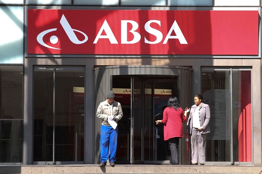 Absa Bank et Old Mutual lancent une assurance médicale en Ouganda