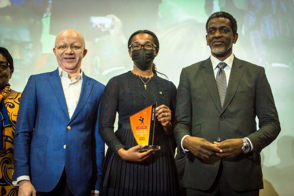 8ème édition des ASCOM 2021 à Abidjan : Le Grand prix de la Communication RSE décerné à la Fondation BGFIBank