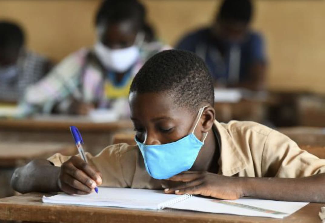 Un rapport de la Banque Mondiale recommande de scolariser les enfants dans la langue qu’ils comprennent