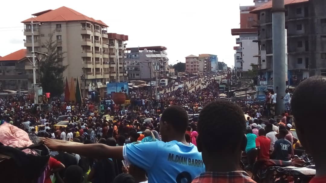 Guinée : des scènes de liesse populaire à Conakry suite à l’arrestation d’Alpha Condé