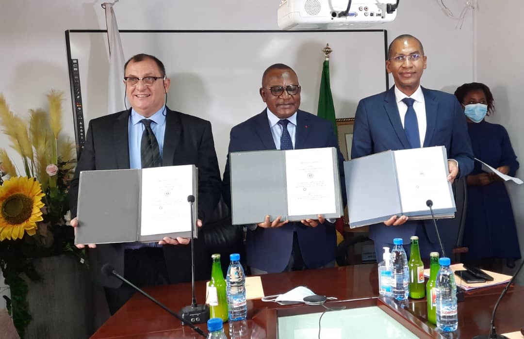 Cameroun: Bolloré Transport & Logistics signe un protocole d’accord avec les Douanes et KiwiPay pour le développement du commerce électronique