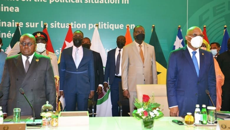 La CEDEAO lance un nouvel ultimatum à Bamako et une demande de clarification à Conakry