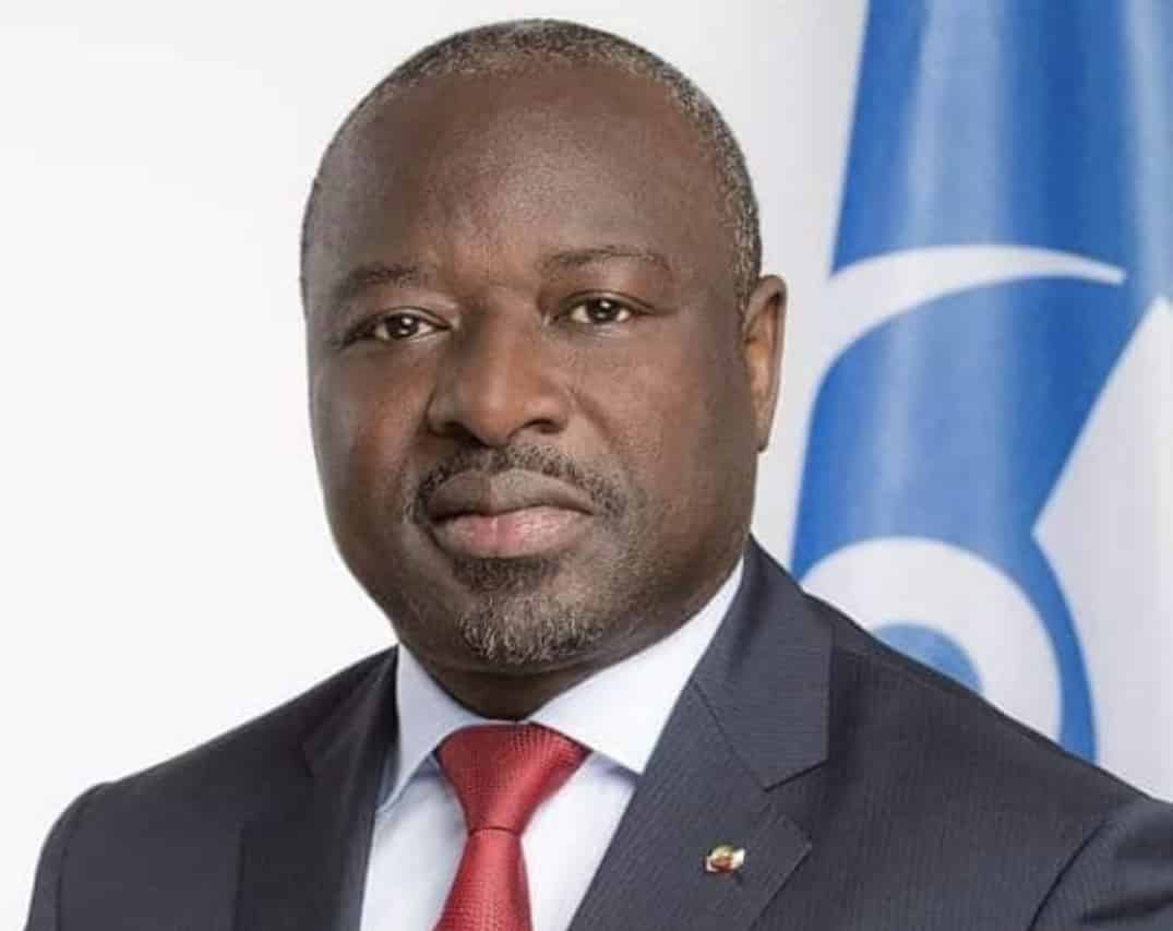 Burkina Faso: sous pression, le président Kaboré sort un joker