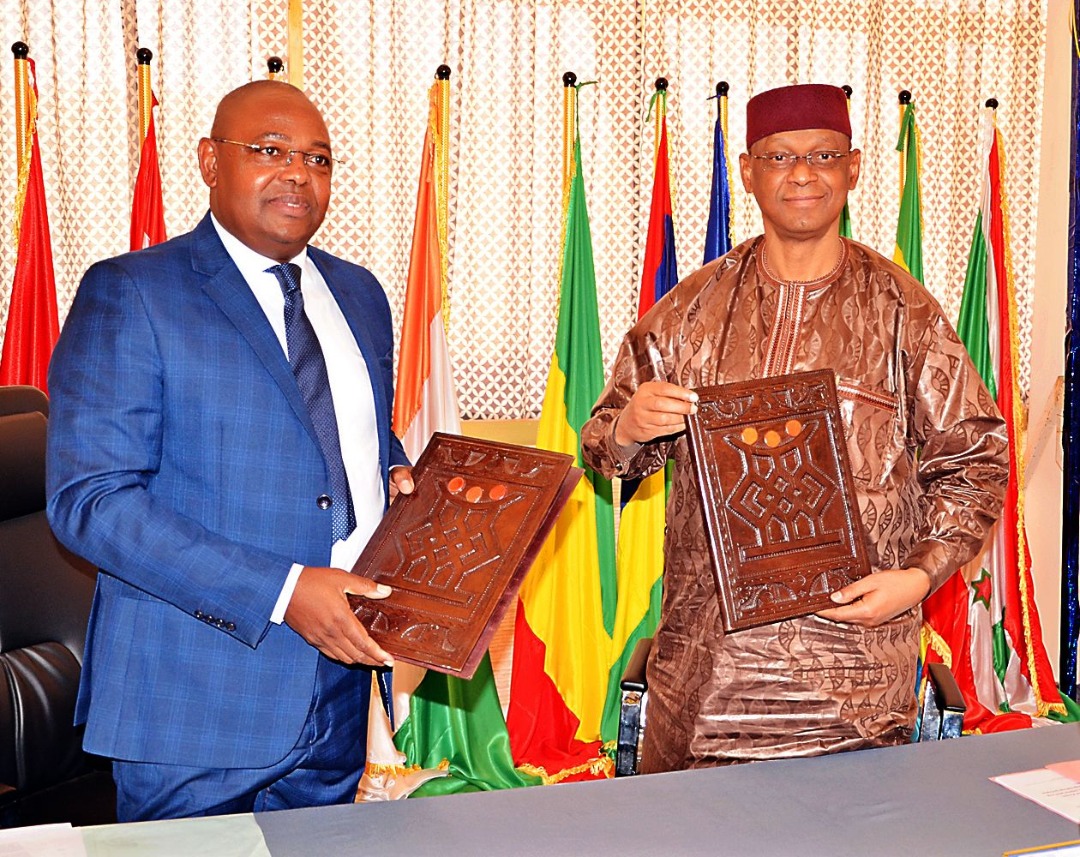 Niger : le FSA et le SE-SNFI signent un accord-cadre d’environ 17,2 millions USD