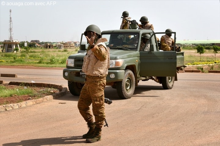 Des tirs nourris entendus dans des camps militaires au Burkina Faso