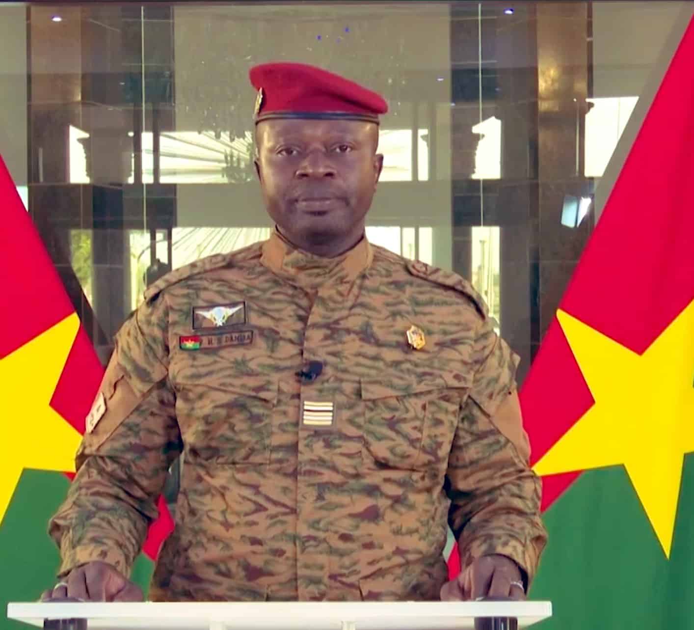 Burkina Faso : Paul Henri Sandaogo Damiba justifie son putsch et s’engage