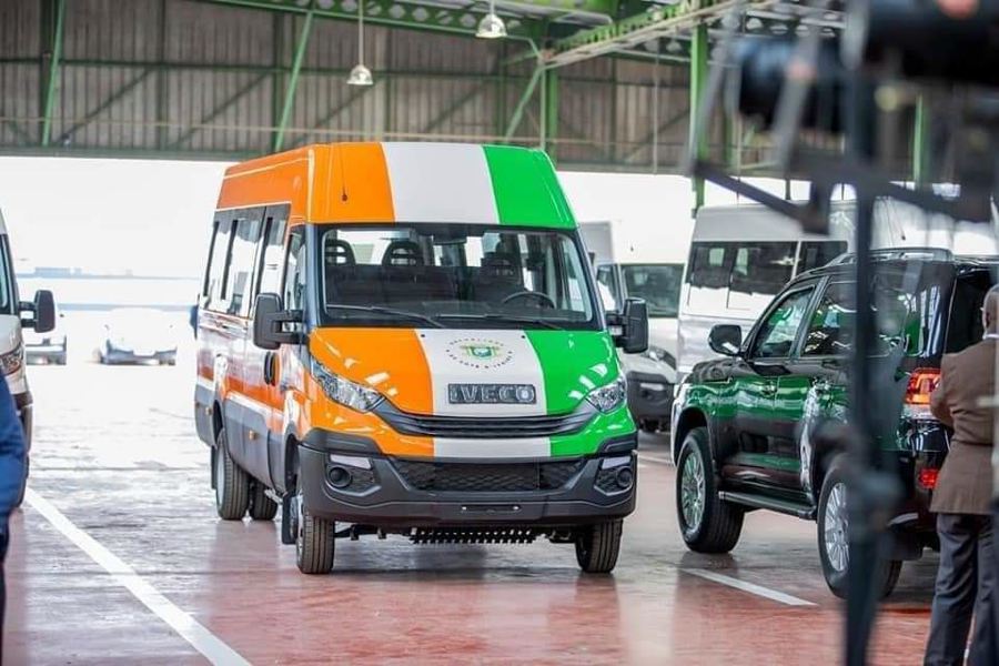 Côte d’Ivoire : les véhicules « Daily Ivoire » sortent du laboratoire de la Sotra