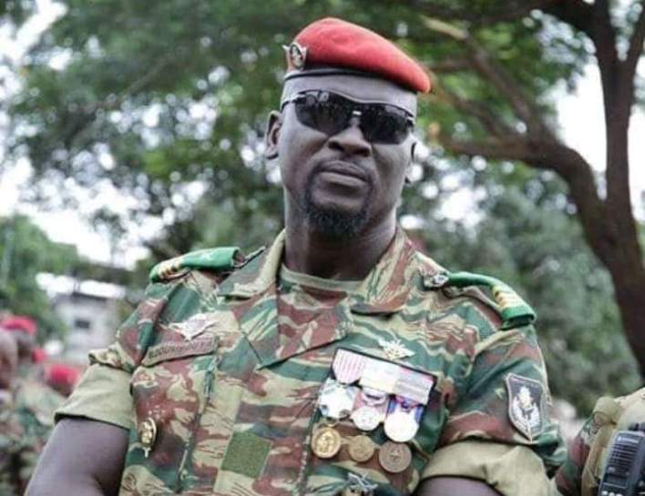 Guinée : Mamadi Doumbouya élu dès le premier tour avec 86,72 % des voix (résultats provisoires)