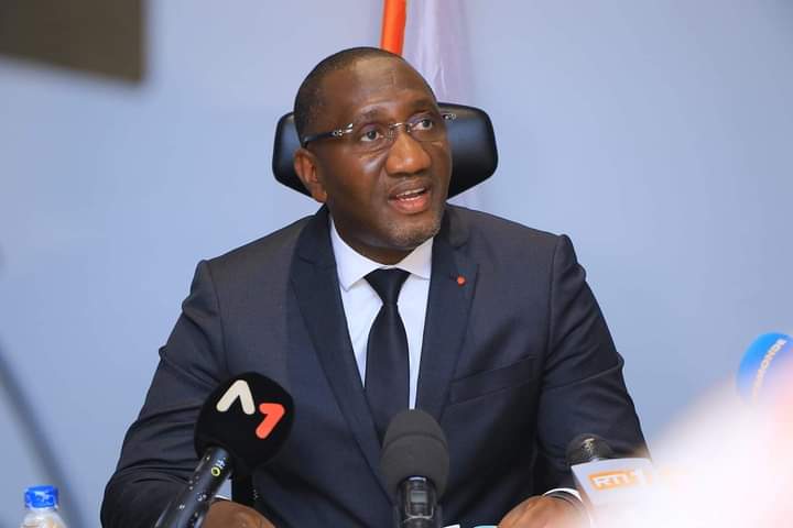 Côte d’Ivoire : le gouvernement souhaite porter le secteur industriel à 30% du PIB
