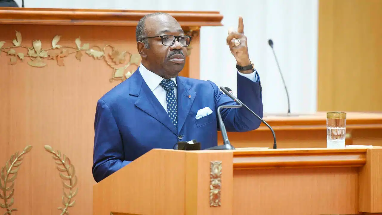 Gabon : Ali Bongo redistribue les cartes dans la perspective de la présidentielle de 2023