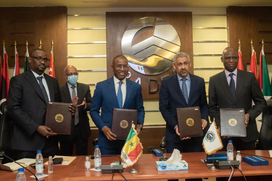 Le Sénégal et la BADEA signent deux accords de financement pour un montant de 45 milliards FCFA