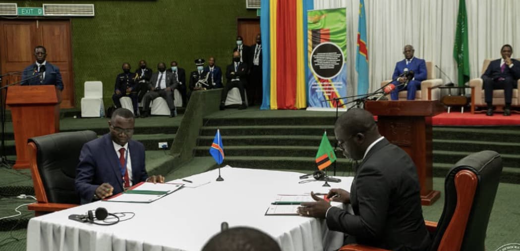 La RDC et la Zambie concluent un accord industriel pour la construction d&rsquo;une usine de fabrication de batteries électriques 