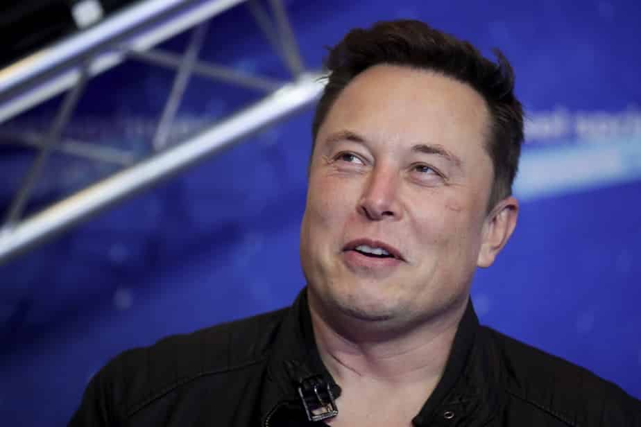 Elon Musk continue d&rsquo;etendre sa toile Starlink en Afrique