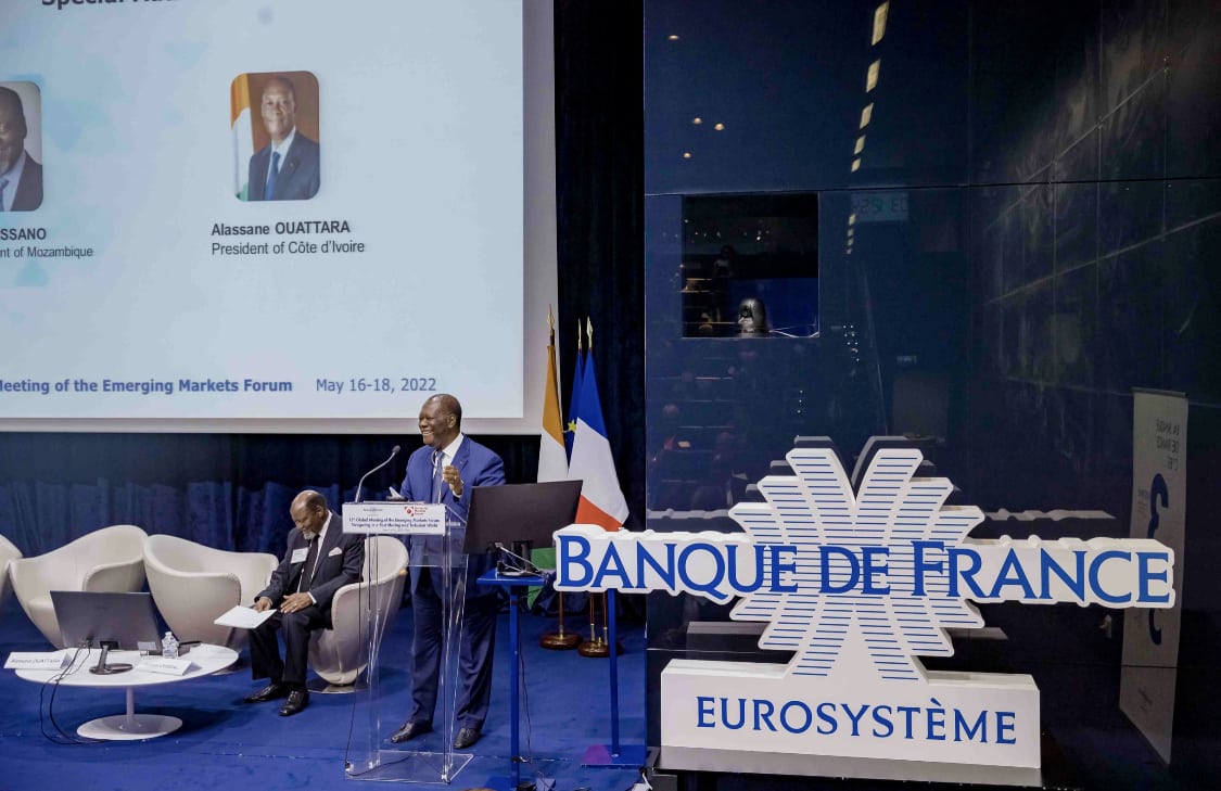 Lors du Forum des Marchés Émergents à Paris, Alassane Ouattara dresse un bilan positif de la résilience économique de la Côte d’Ivoire