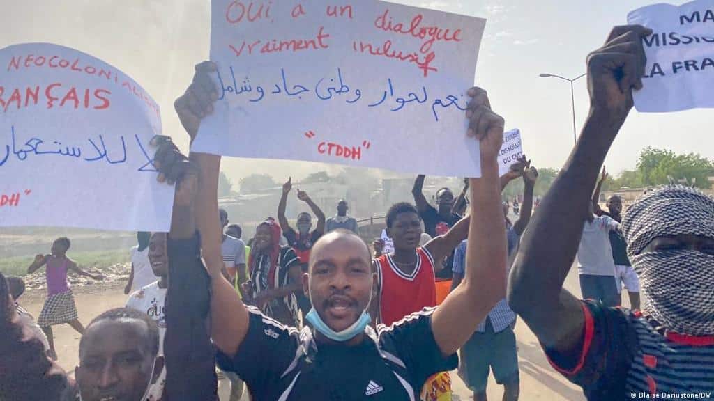 Violentes manifestations  anti-françaises au Tchad 