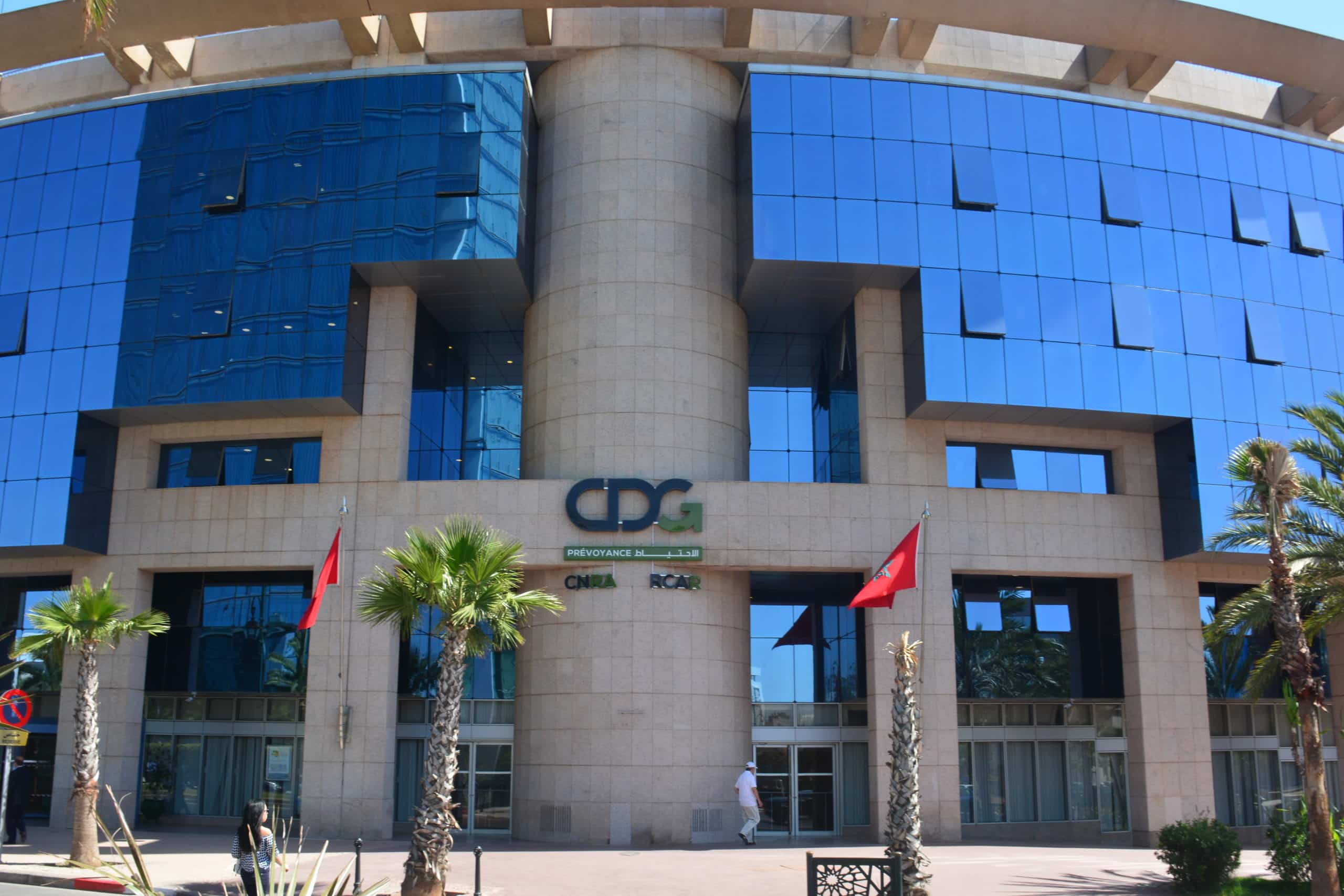 CDG Prévoyance, Al Barid Bank et Barid Cash signent une convention visant l’ouverture du réseau d’agence Barid Cash aux clients de CDG Prévoyance/CNRA/RCAR