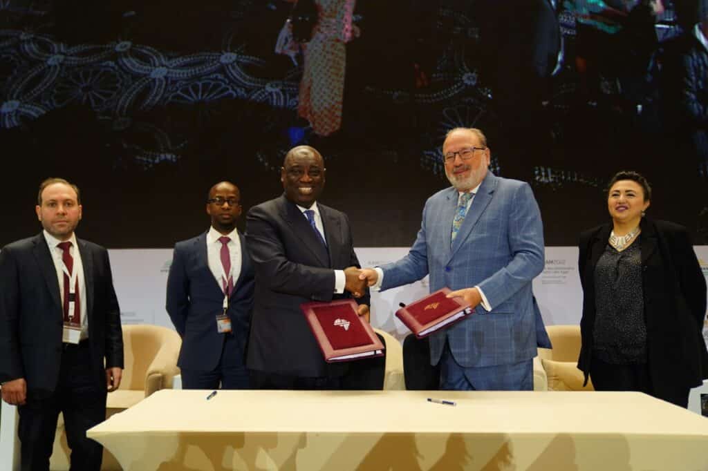 Afreximbank signe une facilité de 35 millions de dollars avec AEE Power