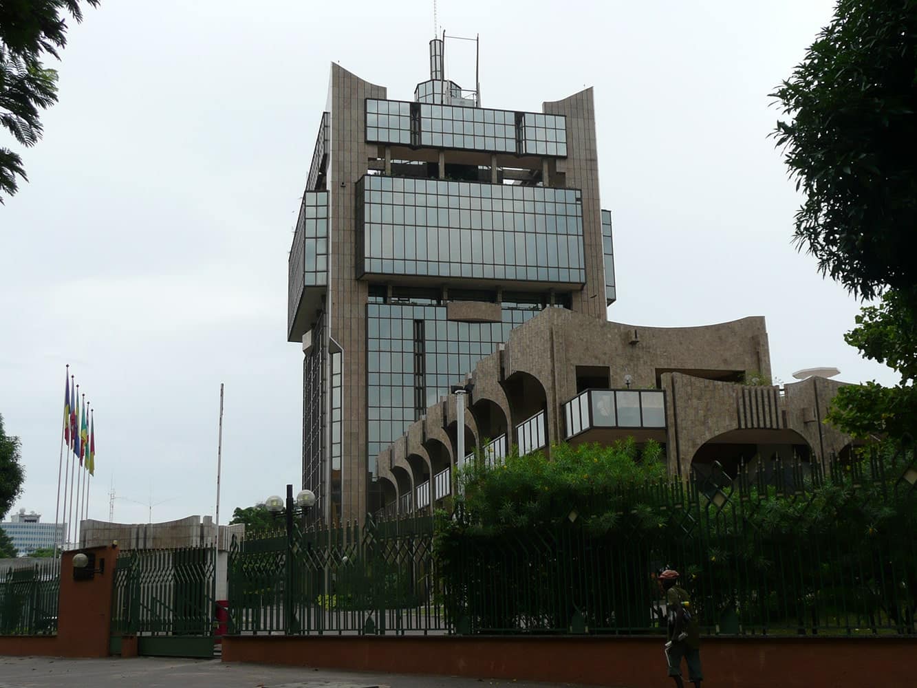 BEAC: Serge Daniel Gassackys nommé directeur national pour le Congo