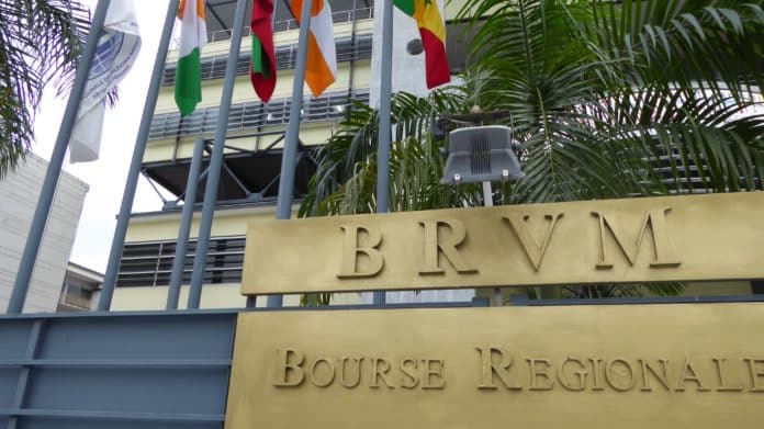 BRVM : l’industrie et l’énergie soutiennent la cote, Sonatel reste la valeur refuge