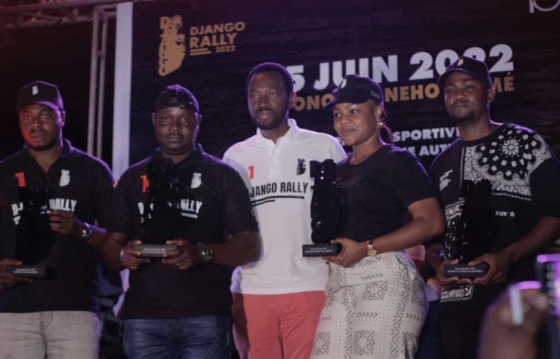 Django Rally : la grande parade de voitures de luxe en Afrique 