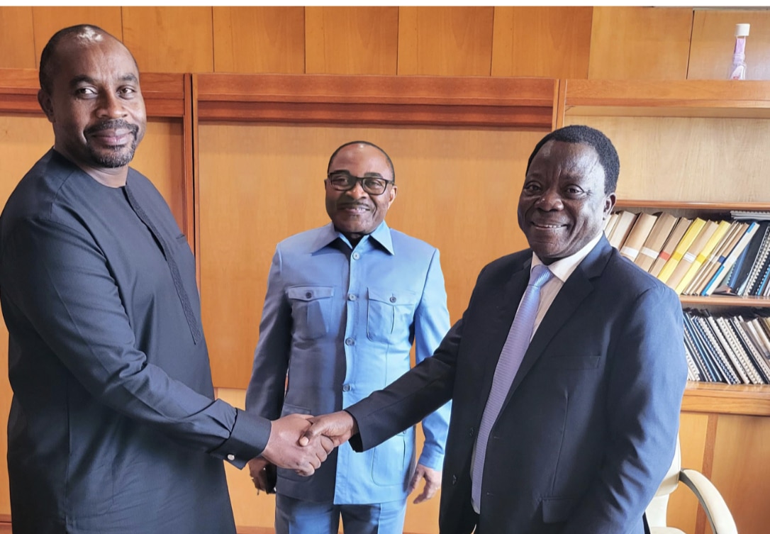 Célestin Guela Simo prend officiellement fonction à la Direction Générale d’Afriland First Bank 