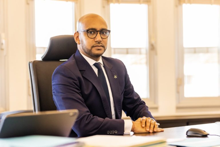 Le Malien Moustapha Ben Barka, vice-président de la BOAD, arrêté à Paris
