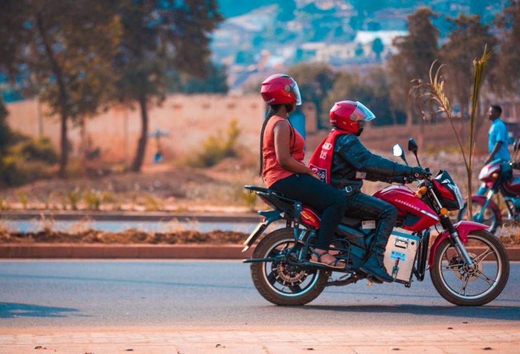 Rwanda : Bboxx s’associe à Ampersand pour fournir des motos-taxis électriques